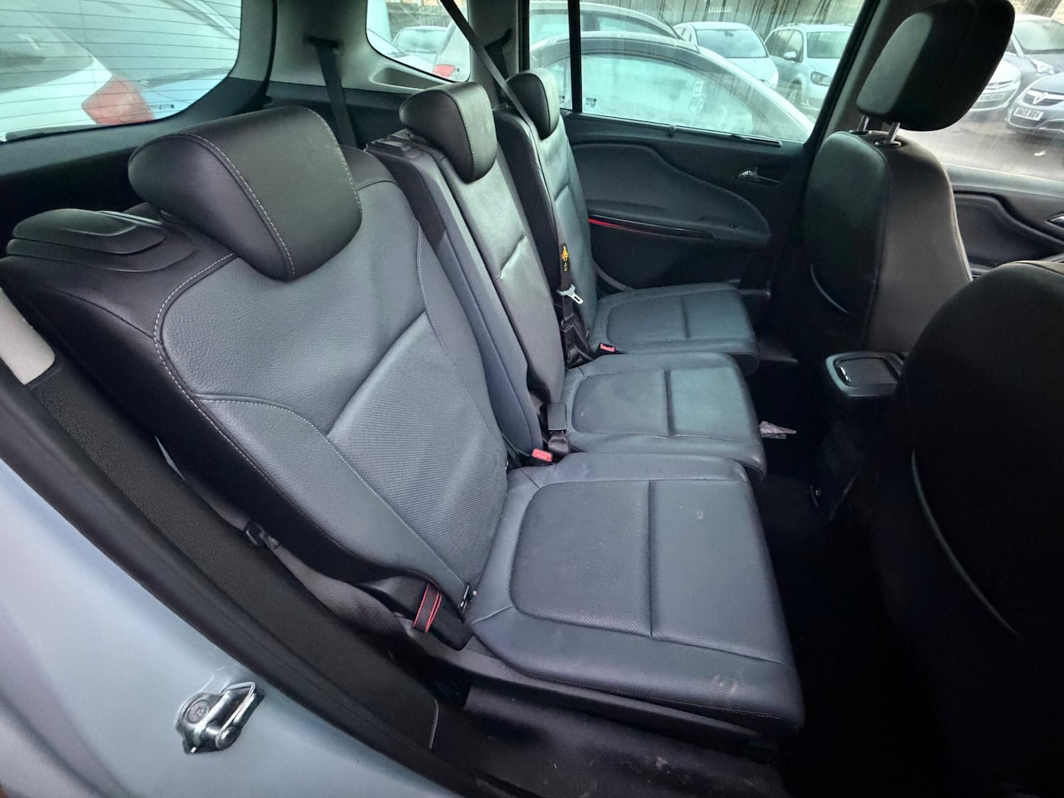 Used Vauxhall Zafira Tourer 2014 for sale - 76975972: Photo 40