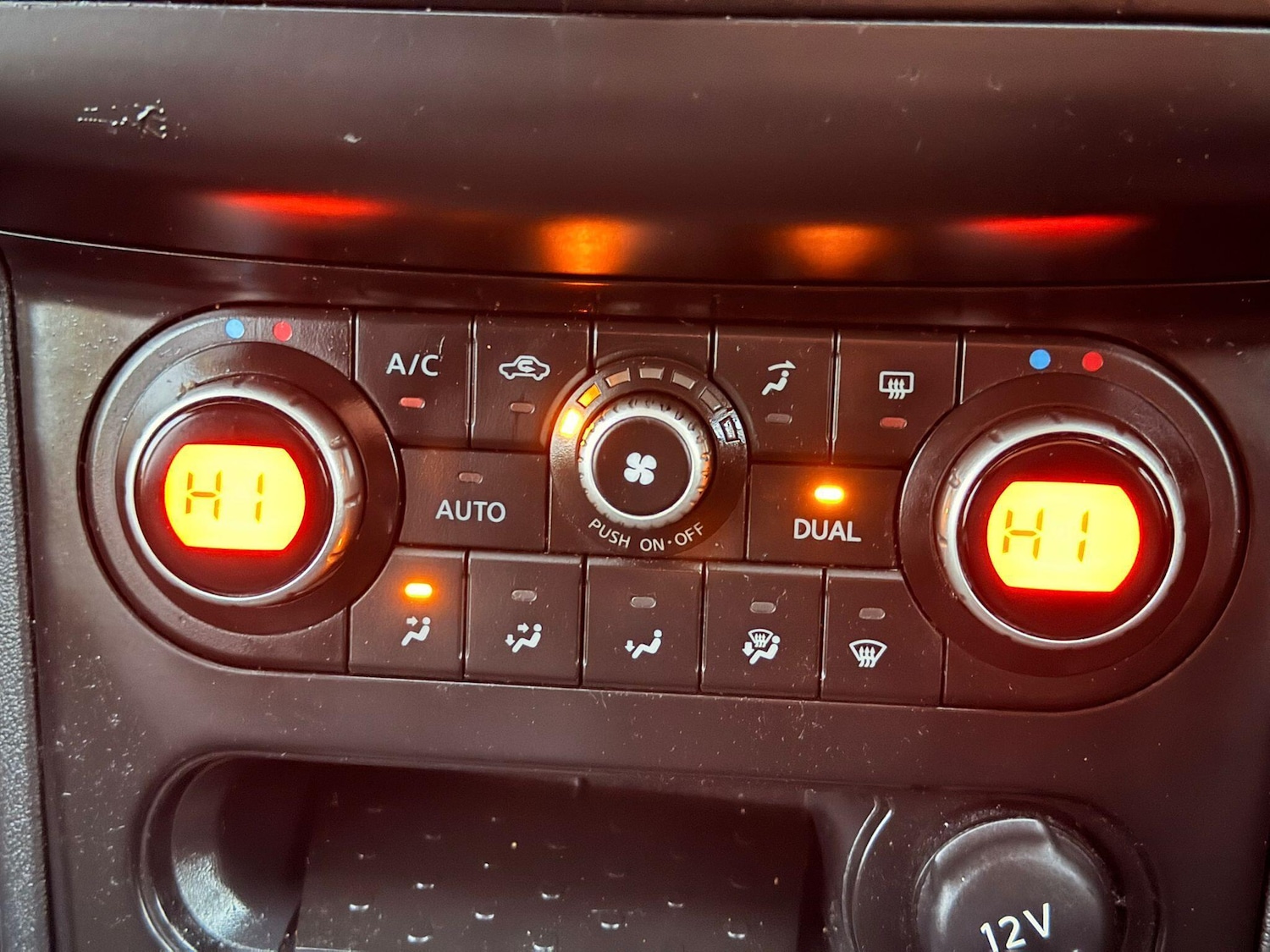 Used Nissan Qashqai+2 2010 for sale - 78019566: Photo 32