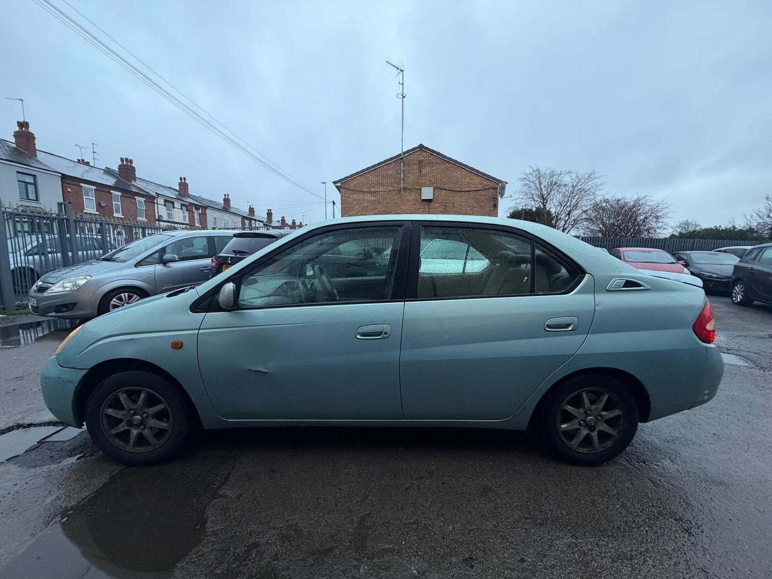 Used Toyota Prius 2001 for sale - 77549631: Photo 12