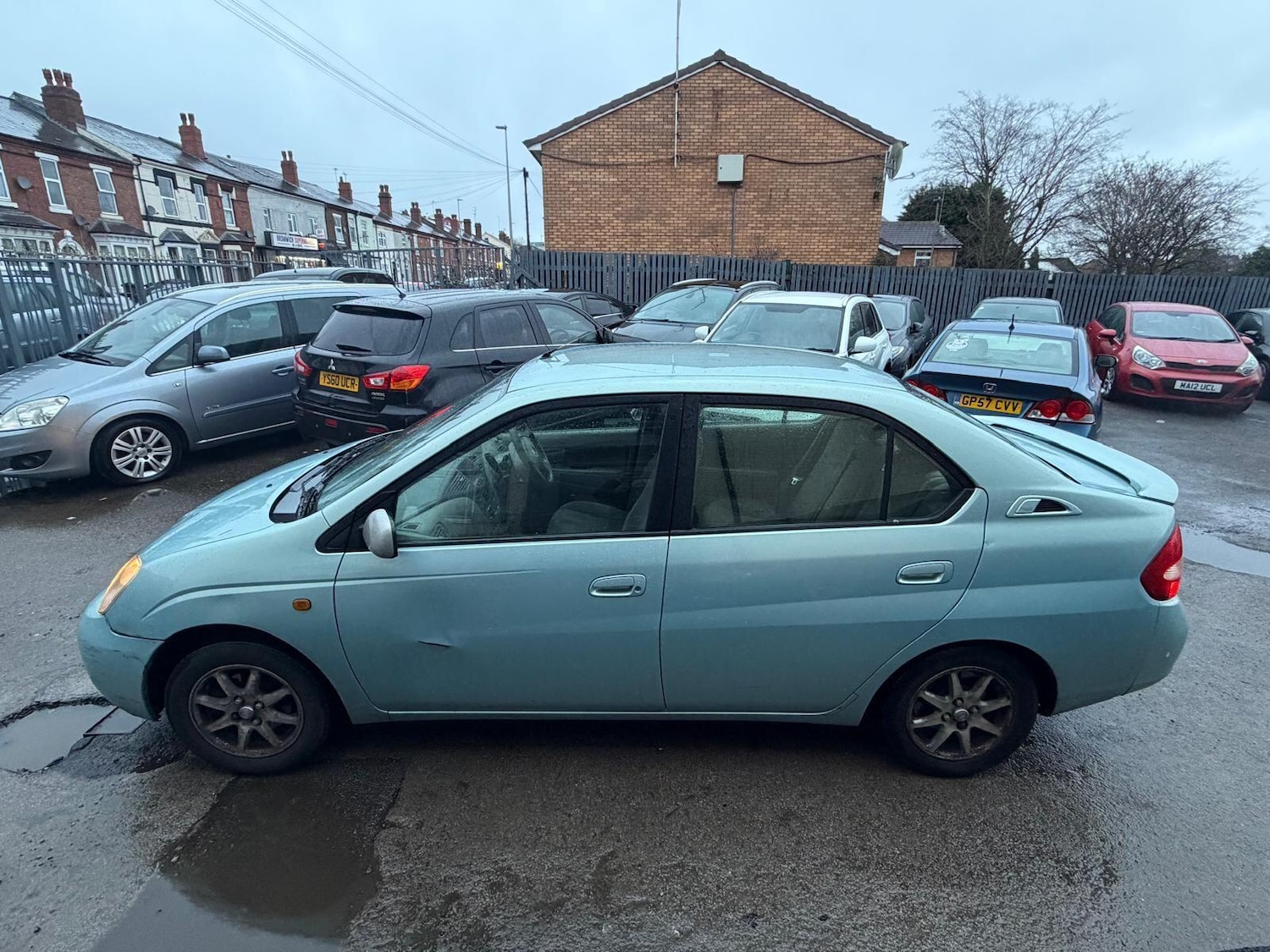 Used Toyota Prius 2001 for sale - 77549631: Photo 14