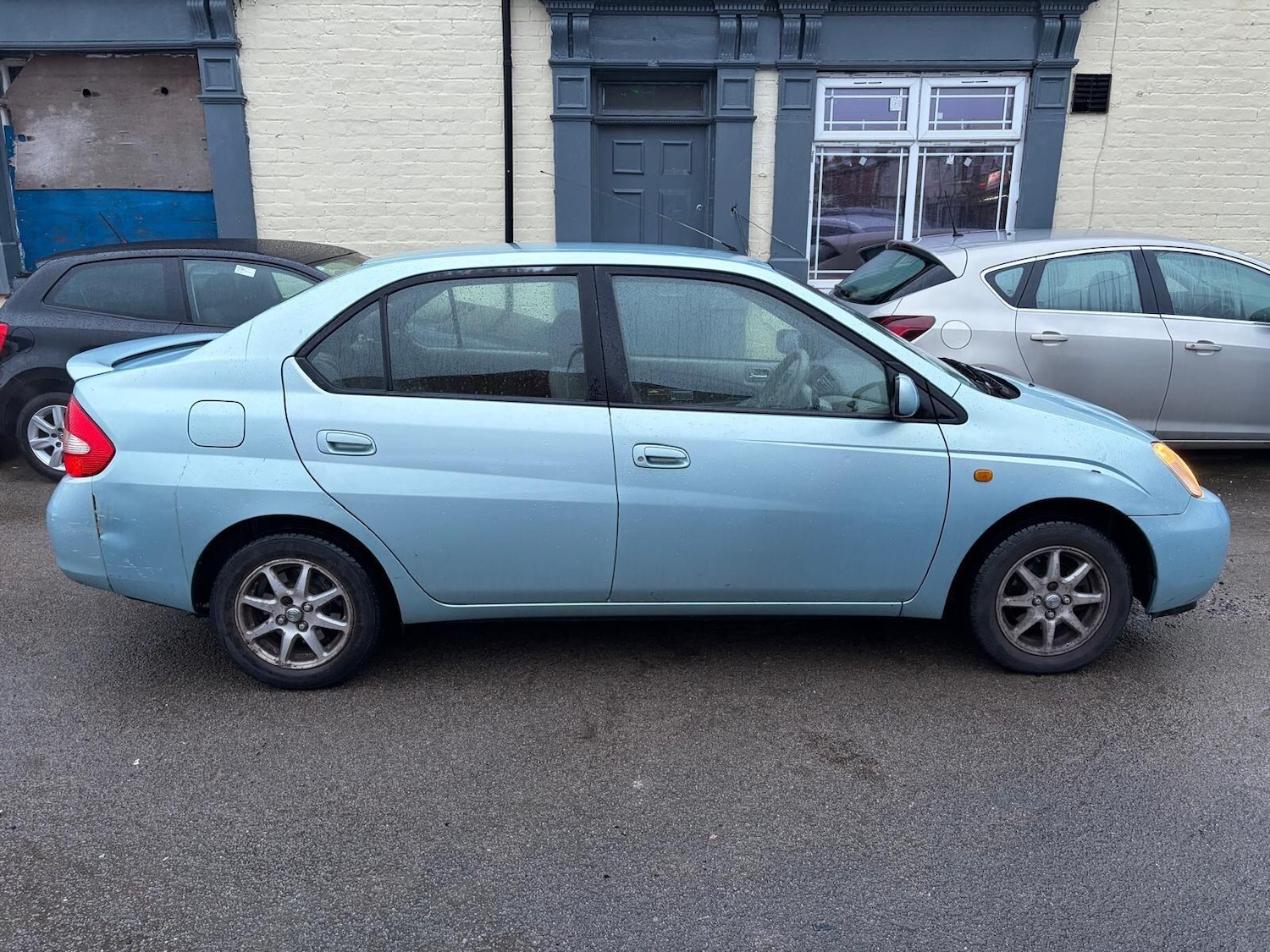 Used Toyota Prius 2001 for sale - 77549631: Photo 19