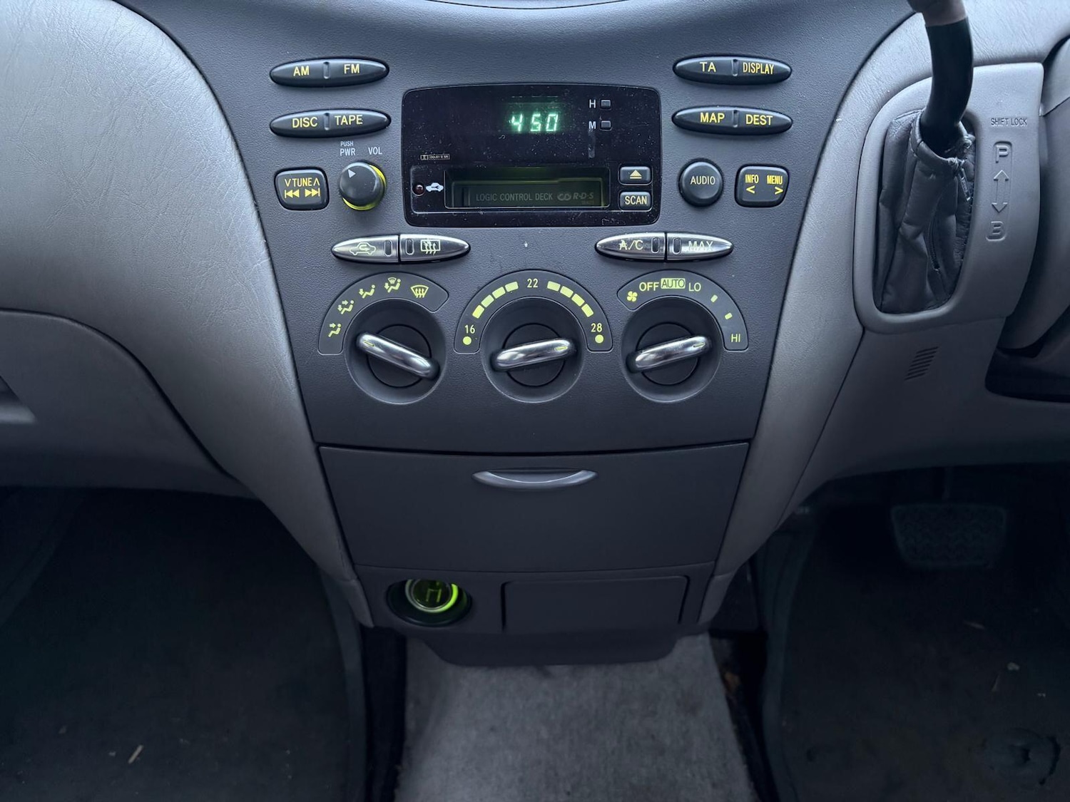 Used Toyota Prius 2001 for sale - 77549631: Photo 35