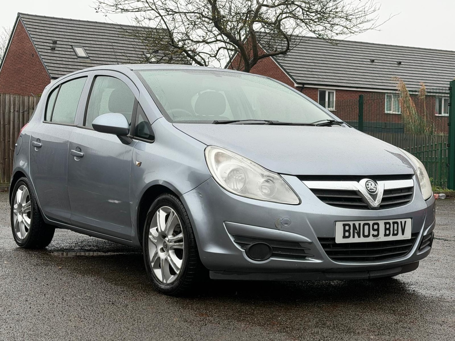 Used Vauxhall Corsa 2009 for sale - 76855692: Photo 1