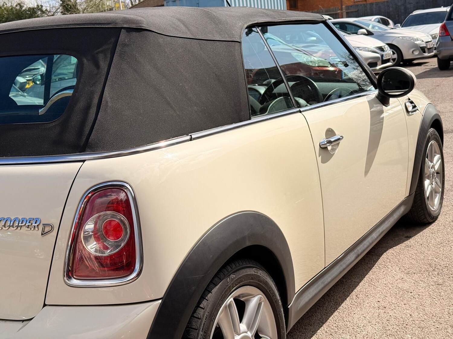 Used MINI Convertible 2014 for sale - 78057838: Photo 14