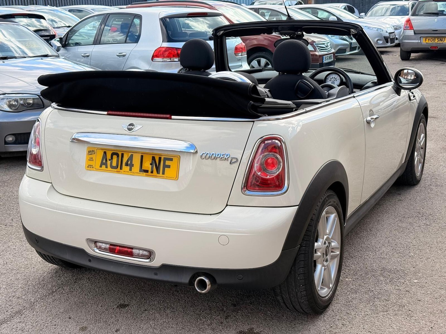 Used MINI Convertible 2014 for sale - 78057838: Photo 15