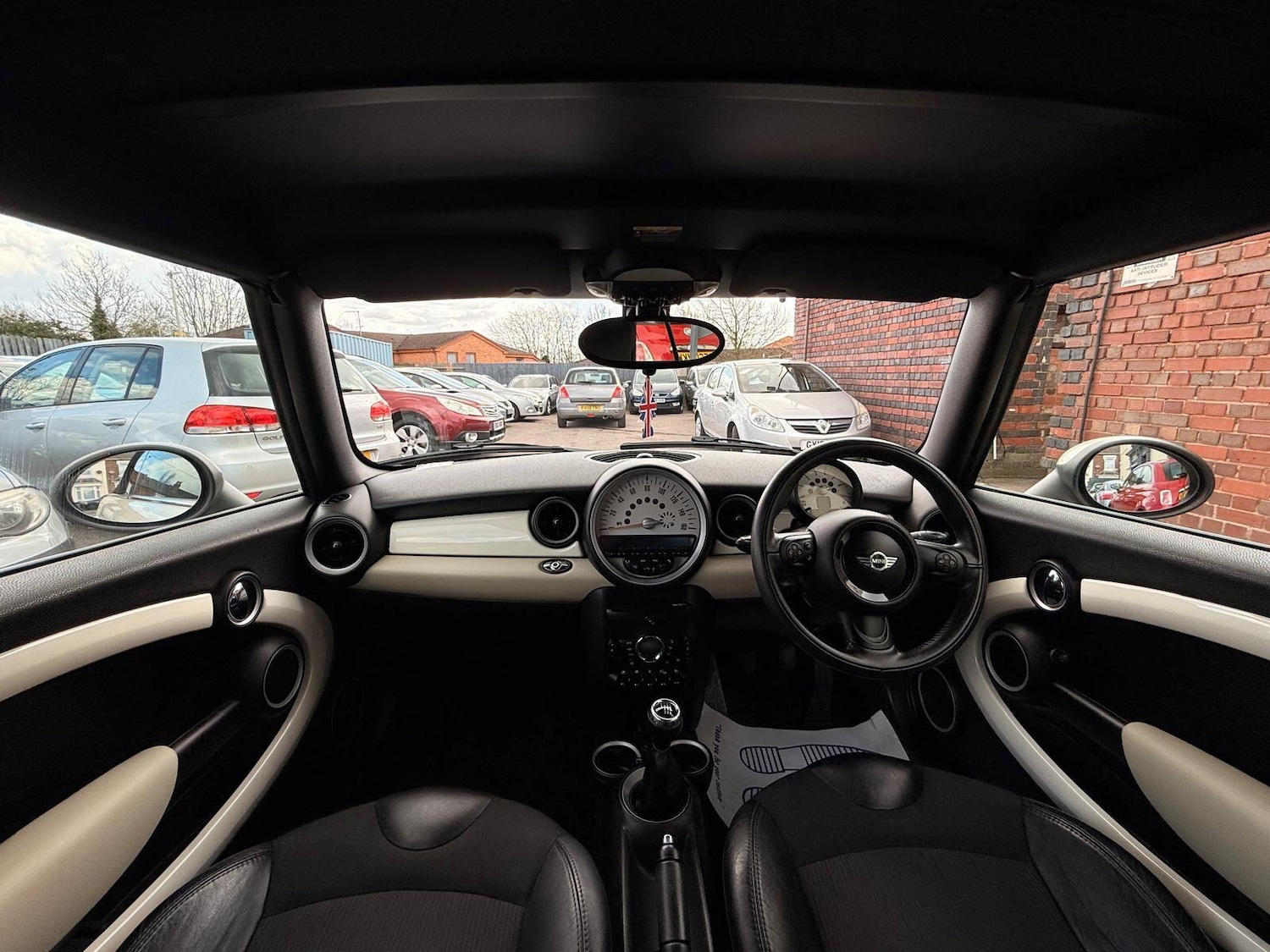 Used MINI Convertible 2014 for sale - 78057838: Photo 20