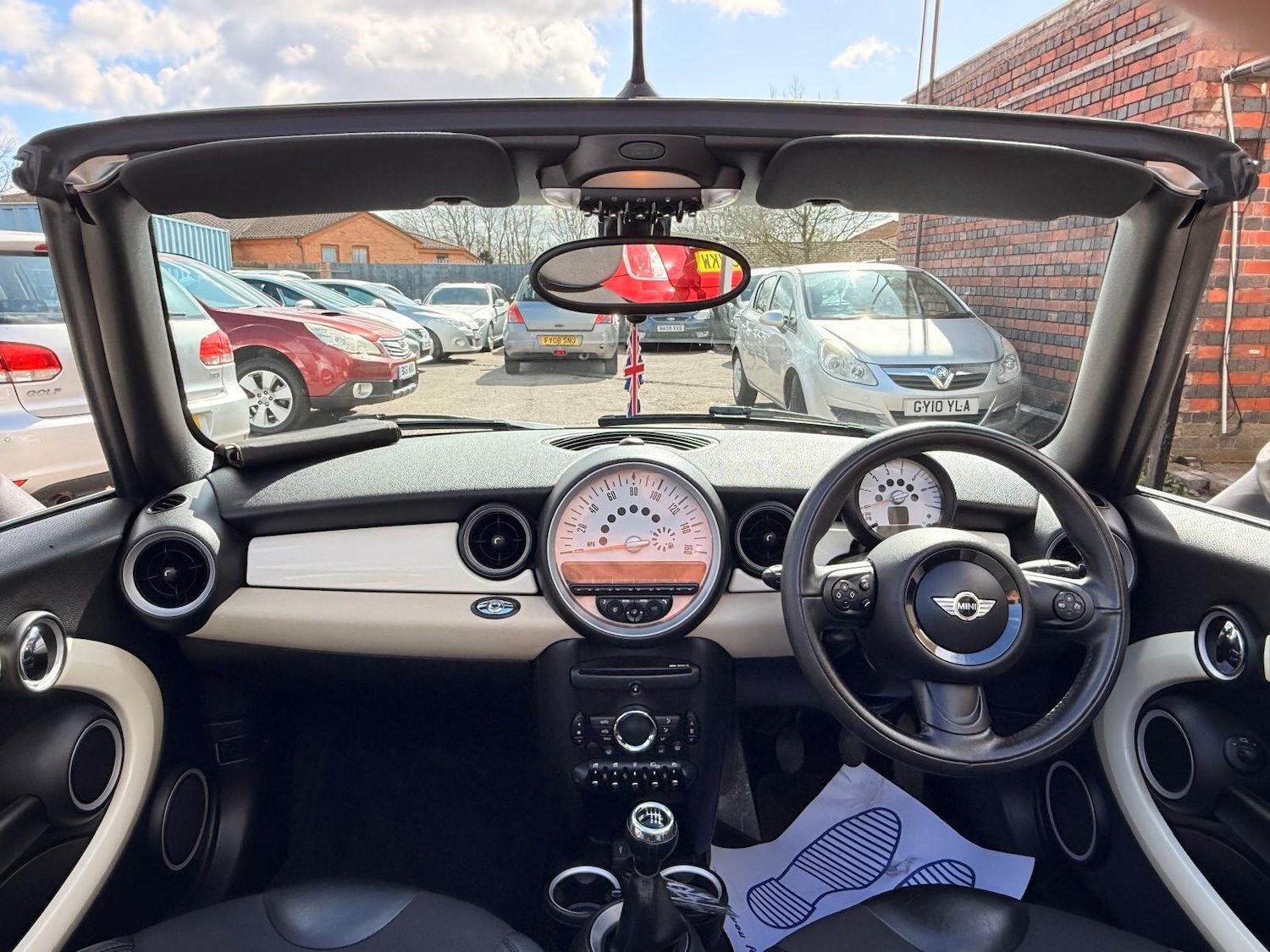 Used MINI Convertible 2014 for sale - 78057838: Photo 22