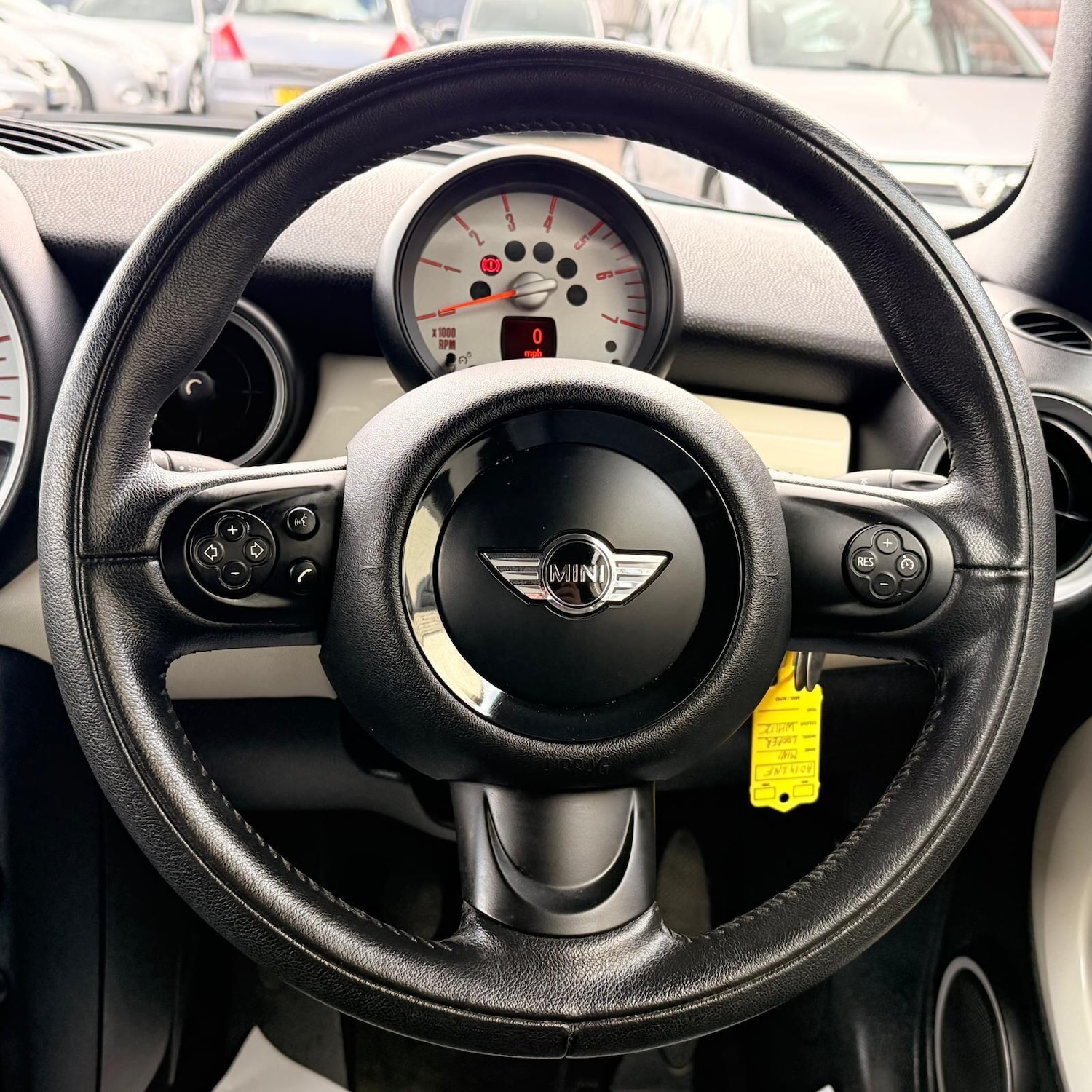 Used MINI Convertible 2014 for sale - 78057838: Photo 38