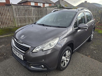 Used Peugeot 2008 2014 for sale - 76512768: Photo