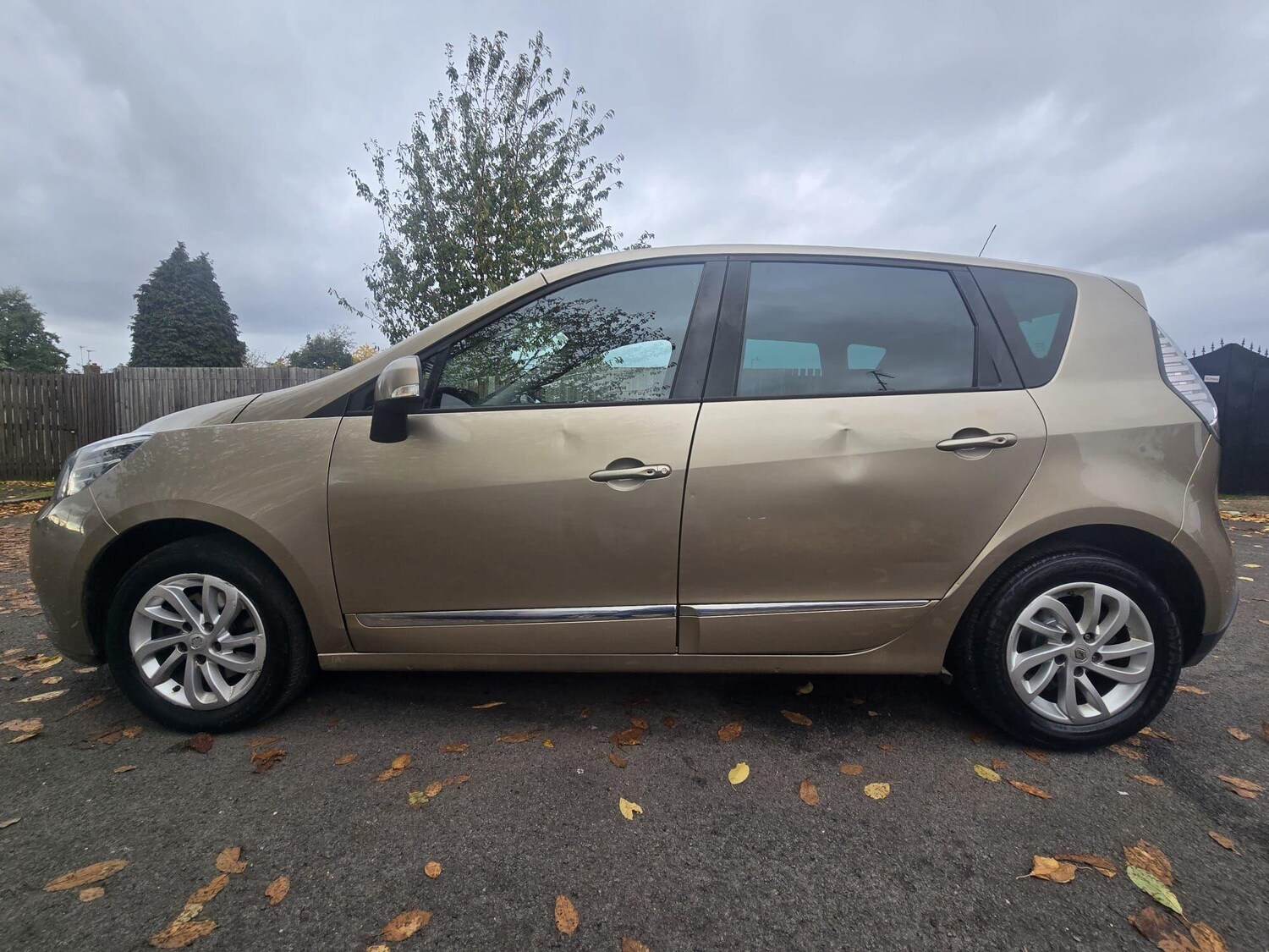 Used Renault Scenic 2016 for sale - 76371461: Photo 12