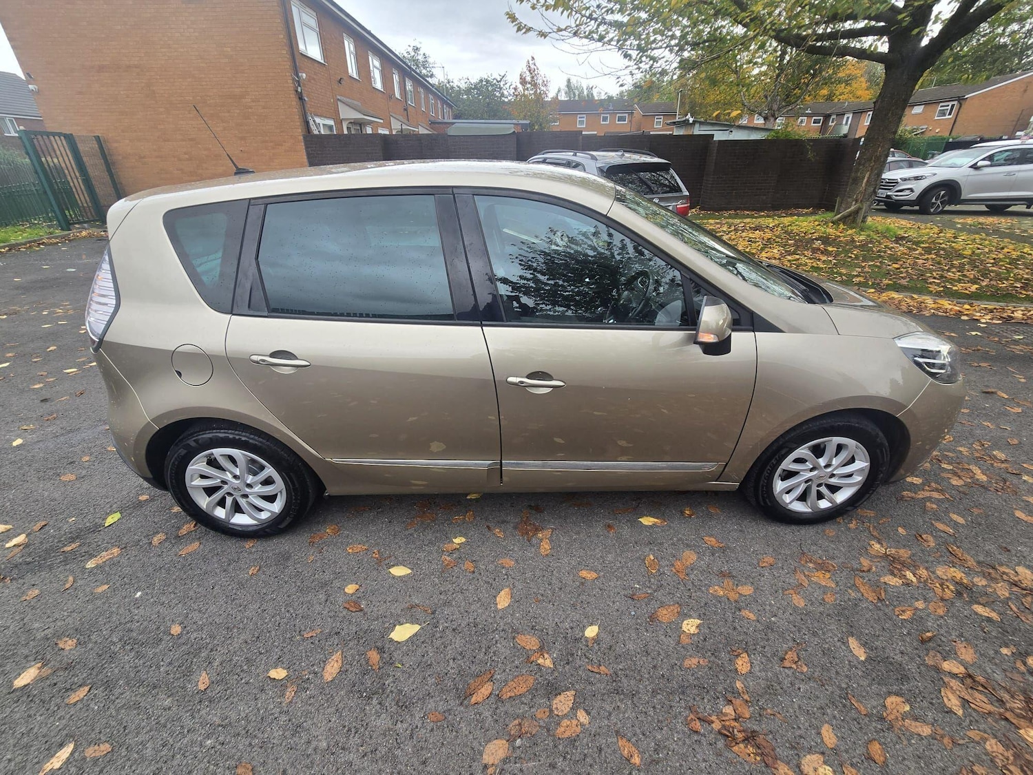 Used Renault Scenic 2016 for sale - 76371461: Photo 19