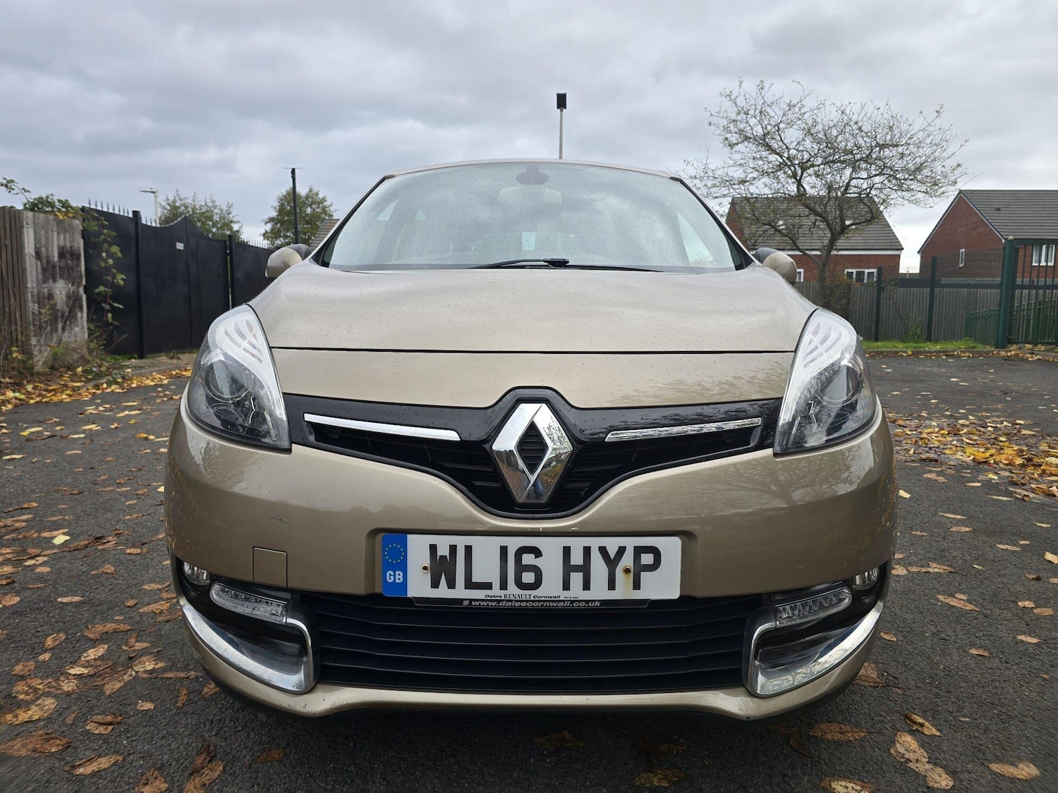 Used Renault Scenic 2016 for sale - 76371461: Photo 2