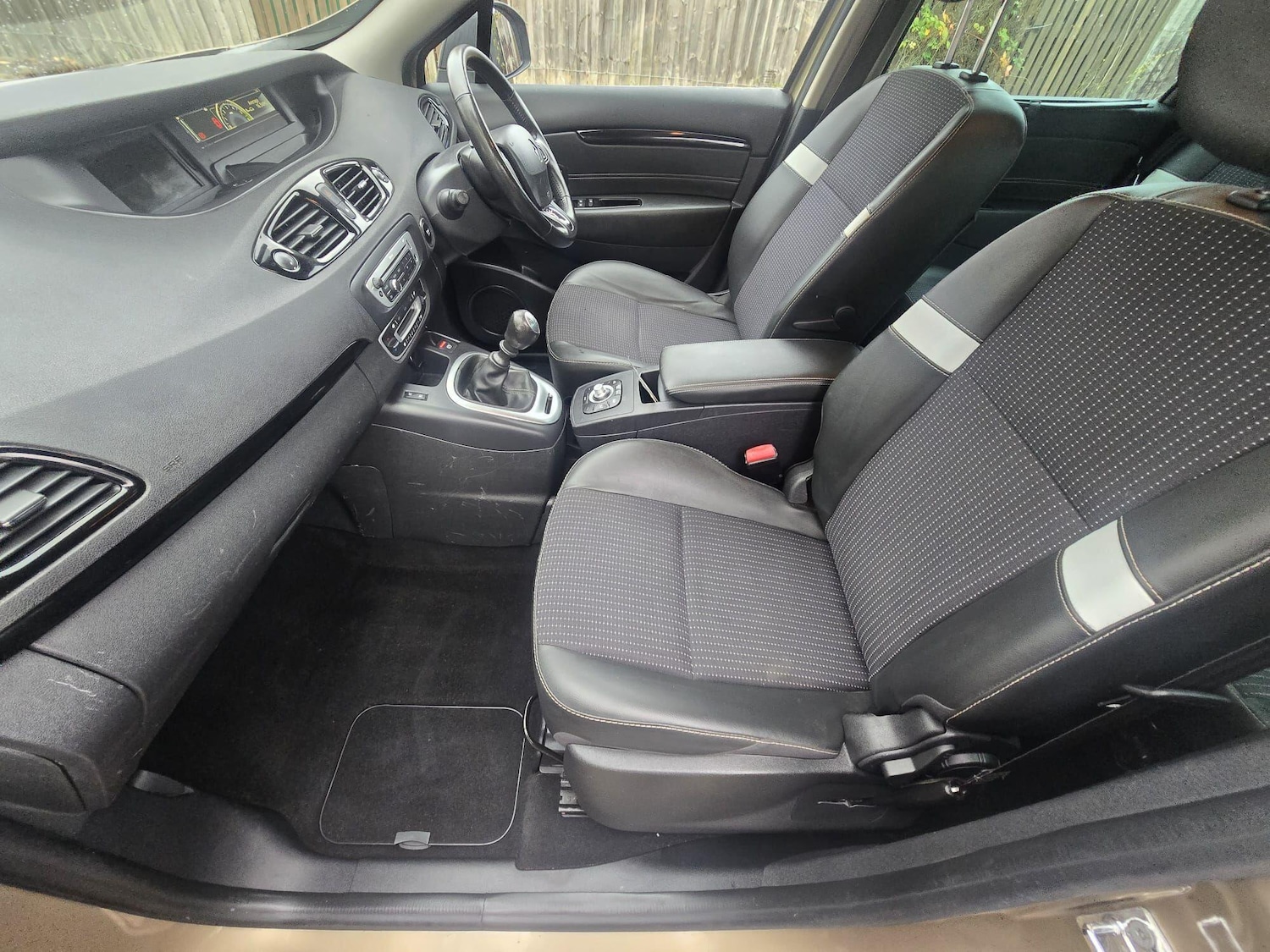 Used Renault Scenic 2016 for sale - 76371461: Photo 46