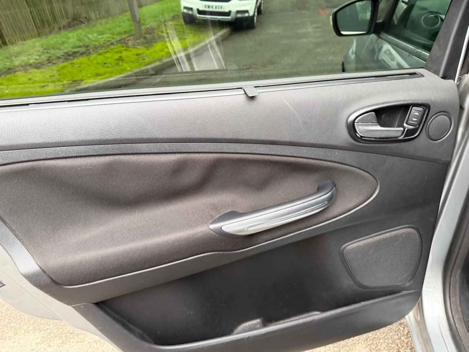 Used Ford Galaxy 2009 for sale - 77331065: Photo 29