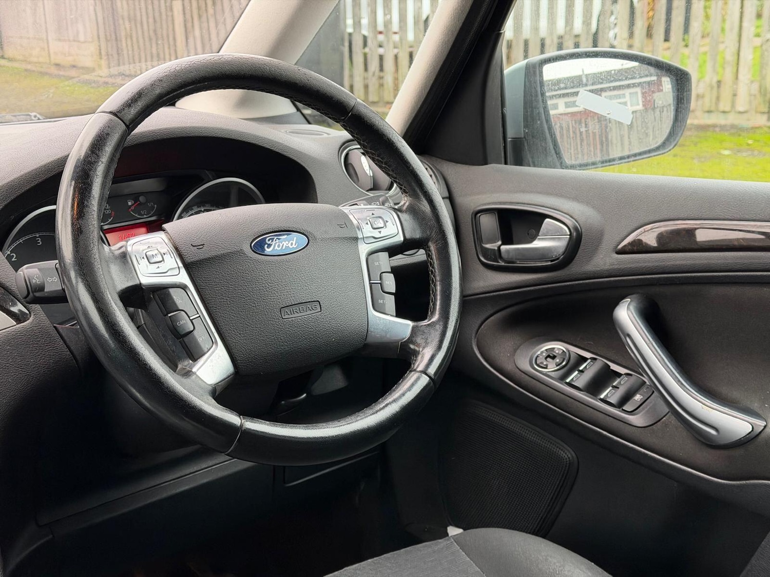 Used Ford Galaxy 2009 for sale - 77331065: Photo 34