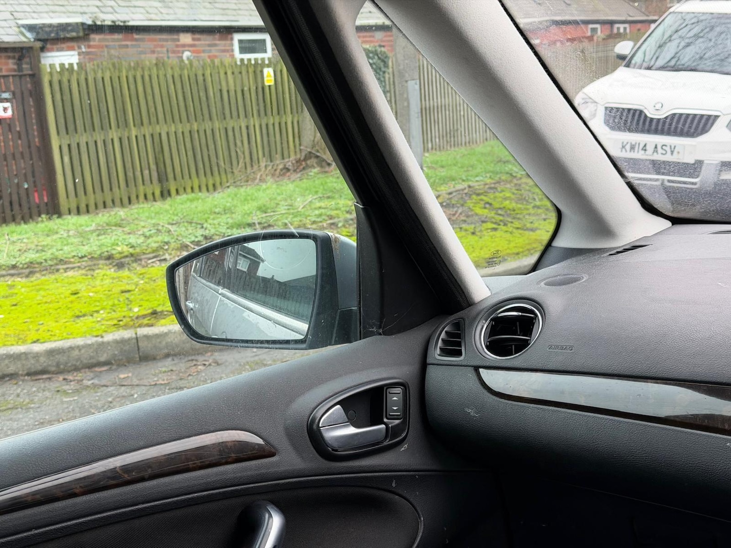 Used Ford Galaxy 2009 for sale - 77331065: Photo 37