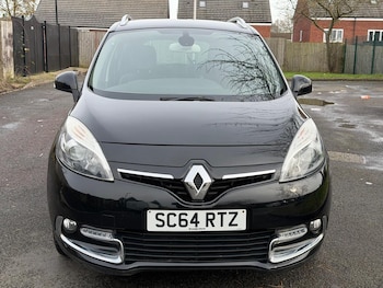 Used Renault Grand Scenic 2014 for sale - 77586878: Photo