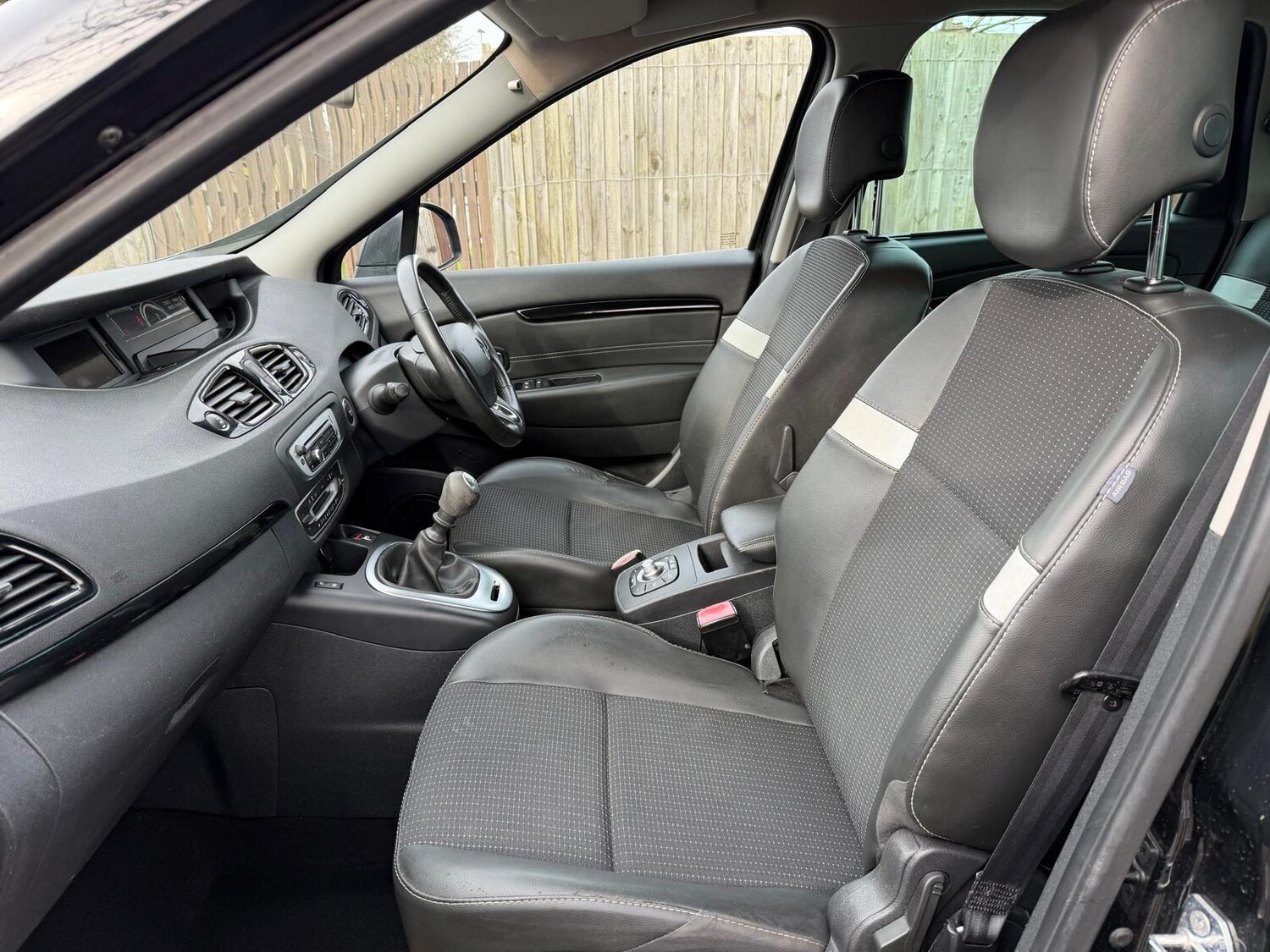 Used Renault Grand Scenic for sale - 77586878: Photo 42