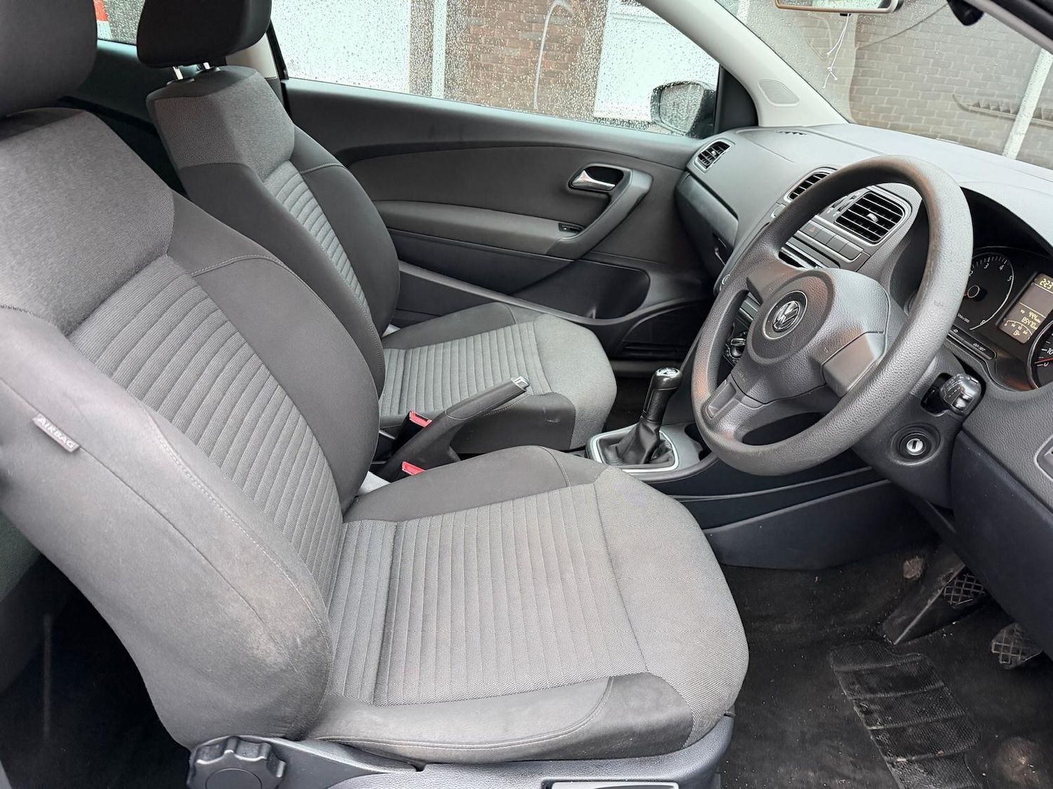 Used Volkswagen Polo 2012 for sale - 77564596: Photo 13