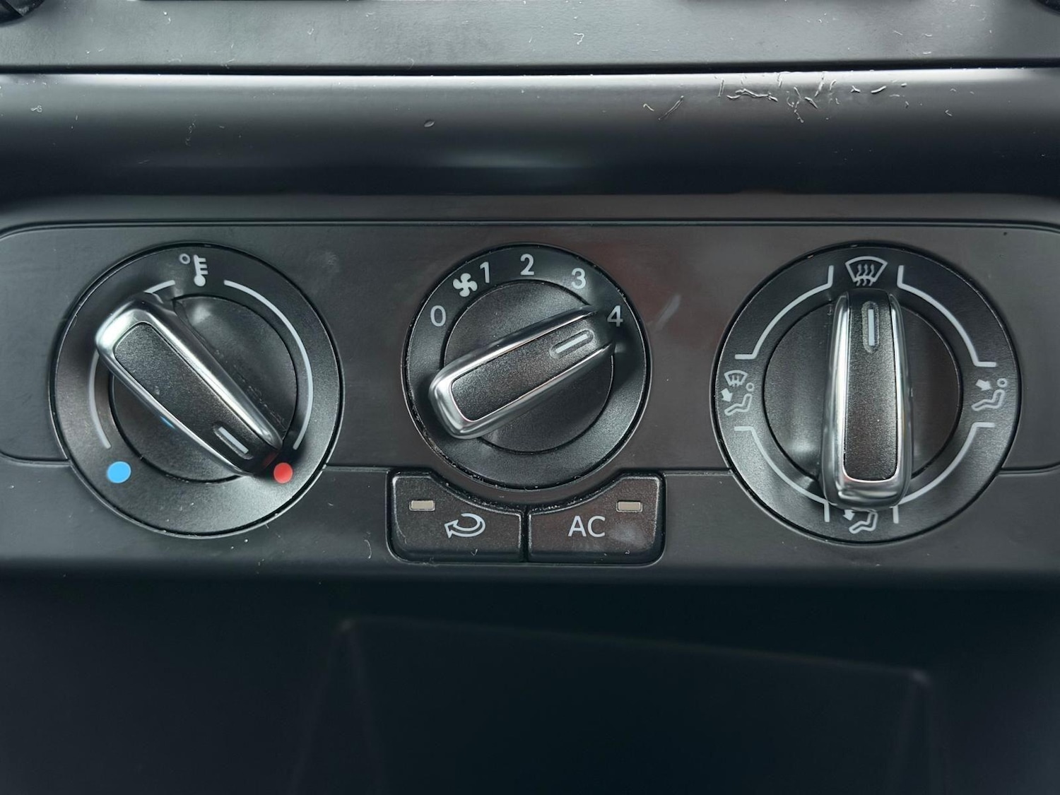 Used Volkswagen Polo 2012 for sale - 77564596: Photo 16