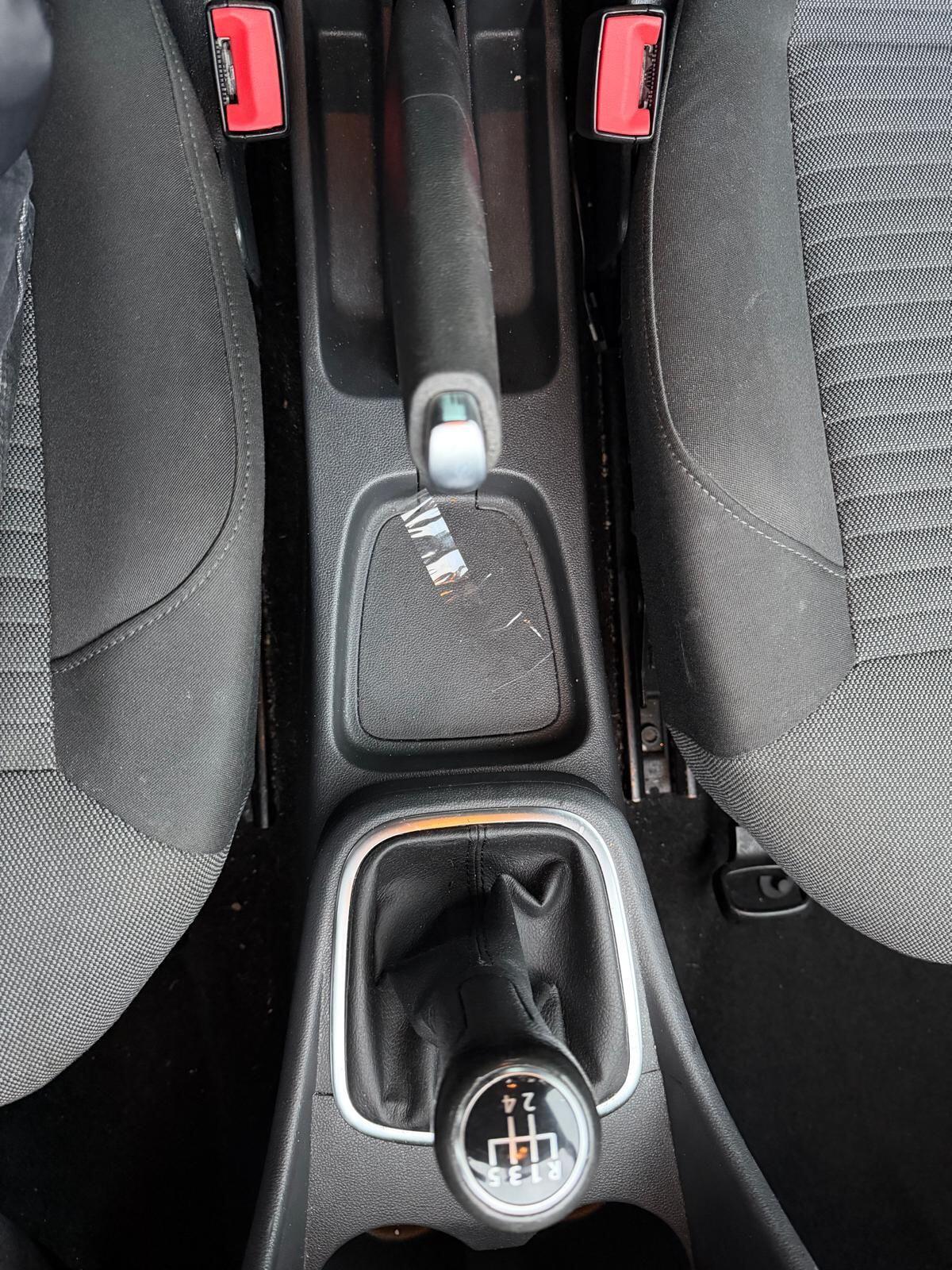 Used Volkswagen Polo 2012 for sale - 77564596: Photo 17