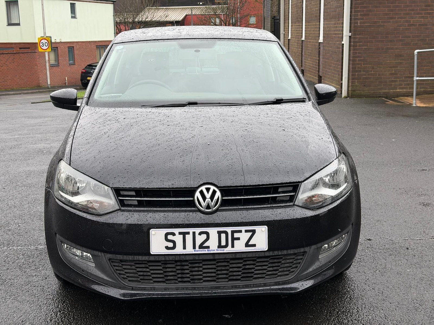 Used Volkswagen Polo 2012 for sale - 77564596: Photo 2