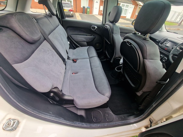 Used Fiat 500L 2014 for sale - 76294926: Photo 31