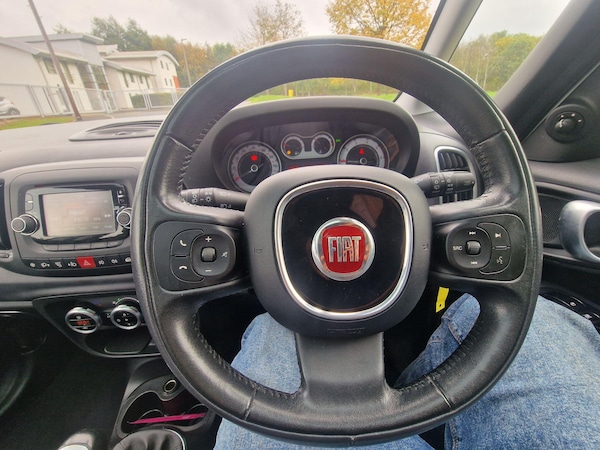 Used Fiat 500L 2014 for sale - 76294926: Photo 45