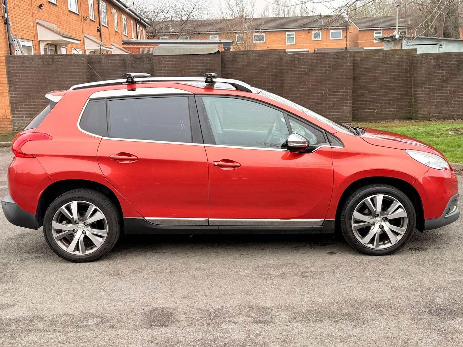 Used Peugeot 2008 2015 for sale - 77799337: Photo 16