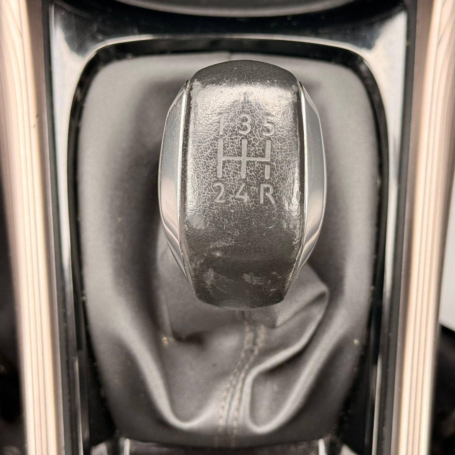 Used Peugeot 2008 2015 for sale - 77799337: Photo 24