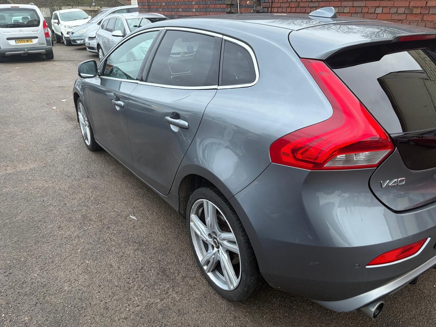 Used Volvo V40 2016 for sale - 77376602: Photo 17