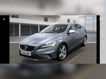 Used Volvo V40 2016 for sale - 77376602: Photo