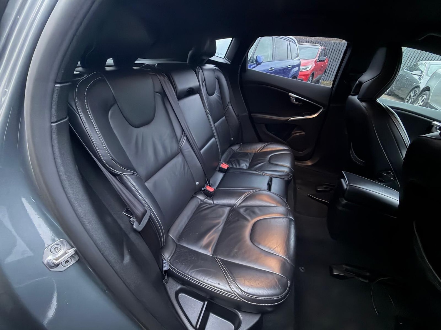 Used Volvo V40 2016 for sale - 77376602: Photo 40