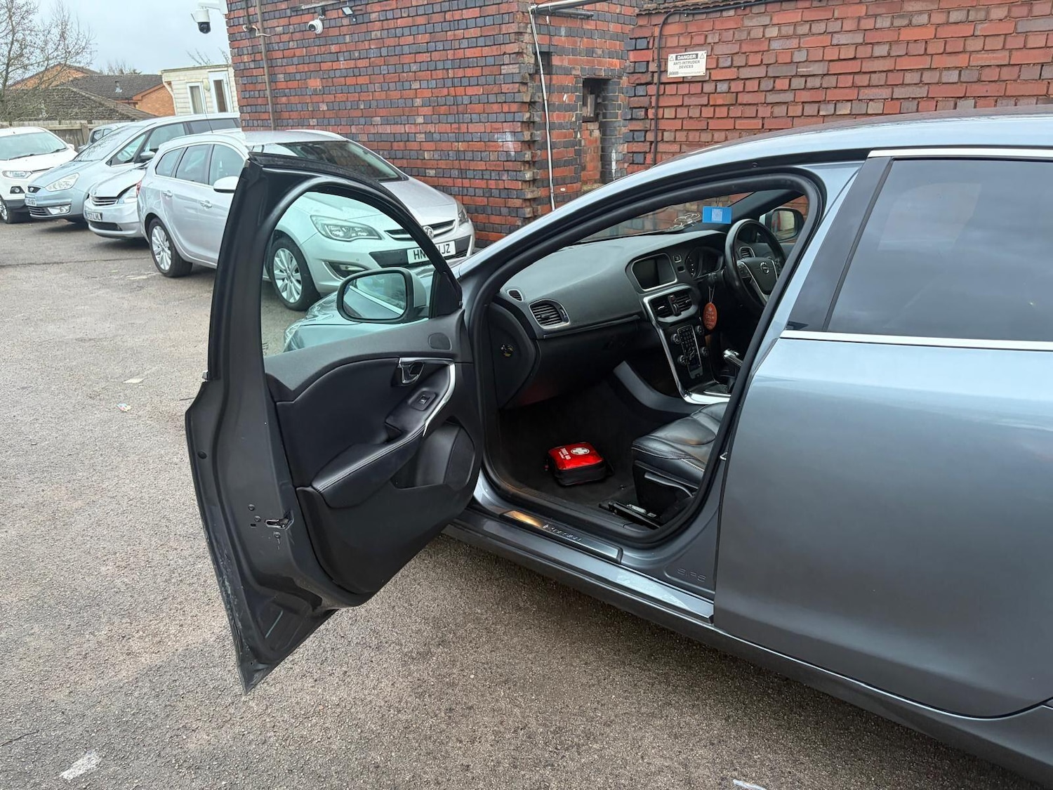 Used Volvo V40 2016 for sale - 77376602: Photo 47