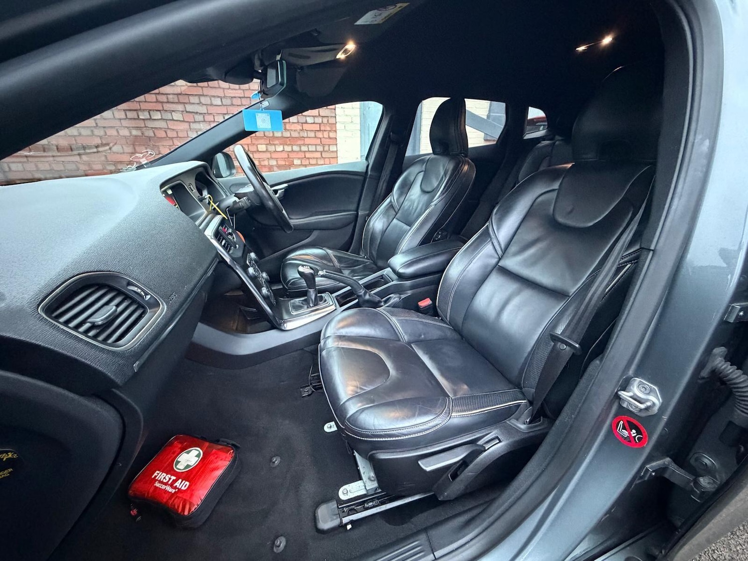 Used Volvo V40 2016 for sale - 77376602: Photo 55