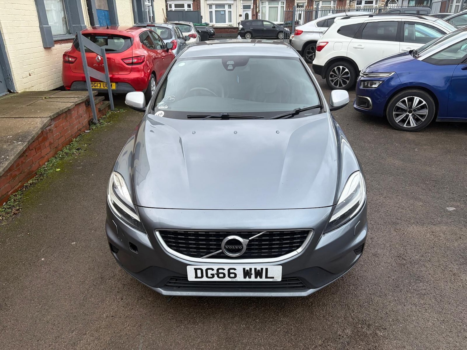 Used Volvo V40 2016 for sale - 77376602: Photo 9
