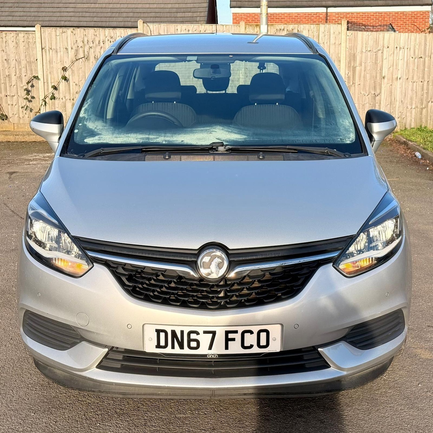 Used Vauxhall Zafira 2017 for sale - 77722934: Photo 2