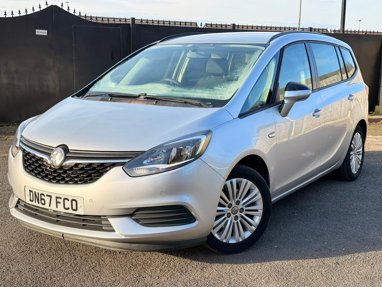Used Vauxhall Zafira 2017 for sale - 77722934: Photo 3