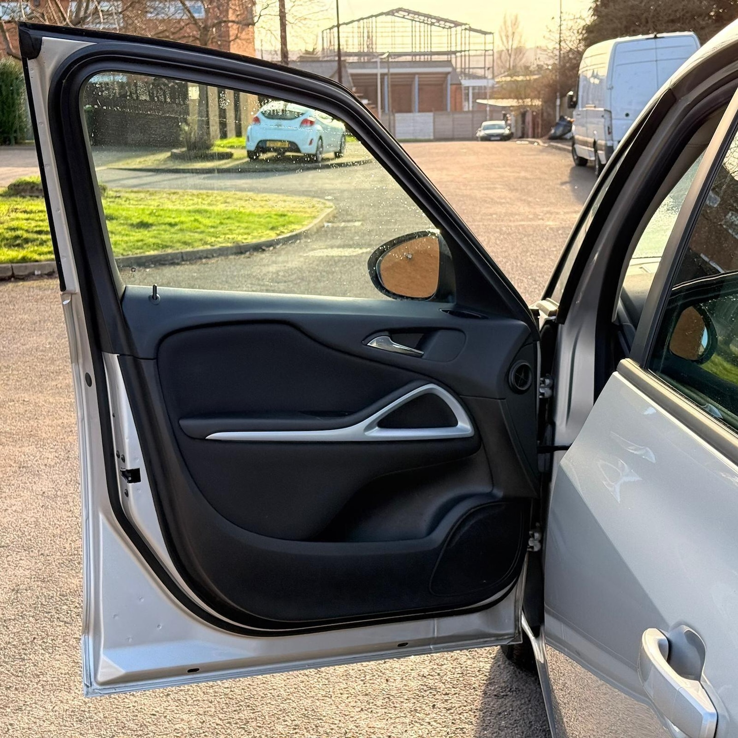 Used Vauxhall Zafira 2017 for sale - 77722934: Photo 31