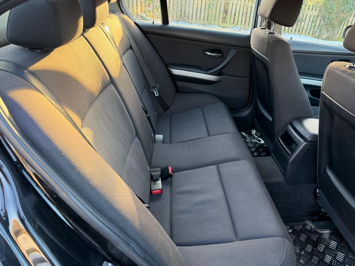 Used BMW 3 Series 2011 for sale - 77090863: Photo 22