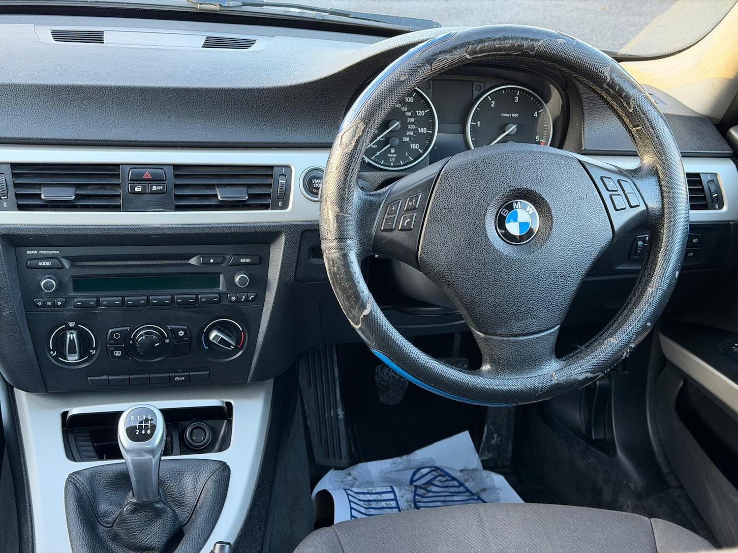 Used BMW 3 Series 2011 for sale - 77090863: Photo 37