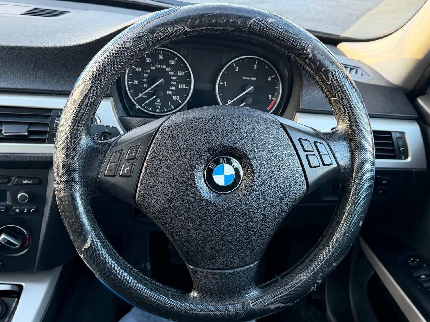 Used BMW 3 Series 2011 for sale - 77090863: Photo 39