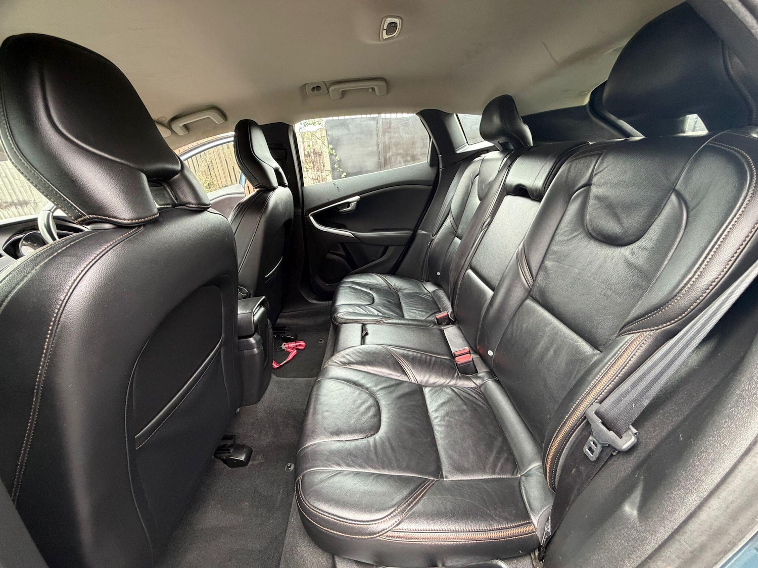 Used Volvo V40 2014 for sale - 76727185: Photo 19