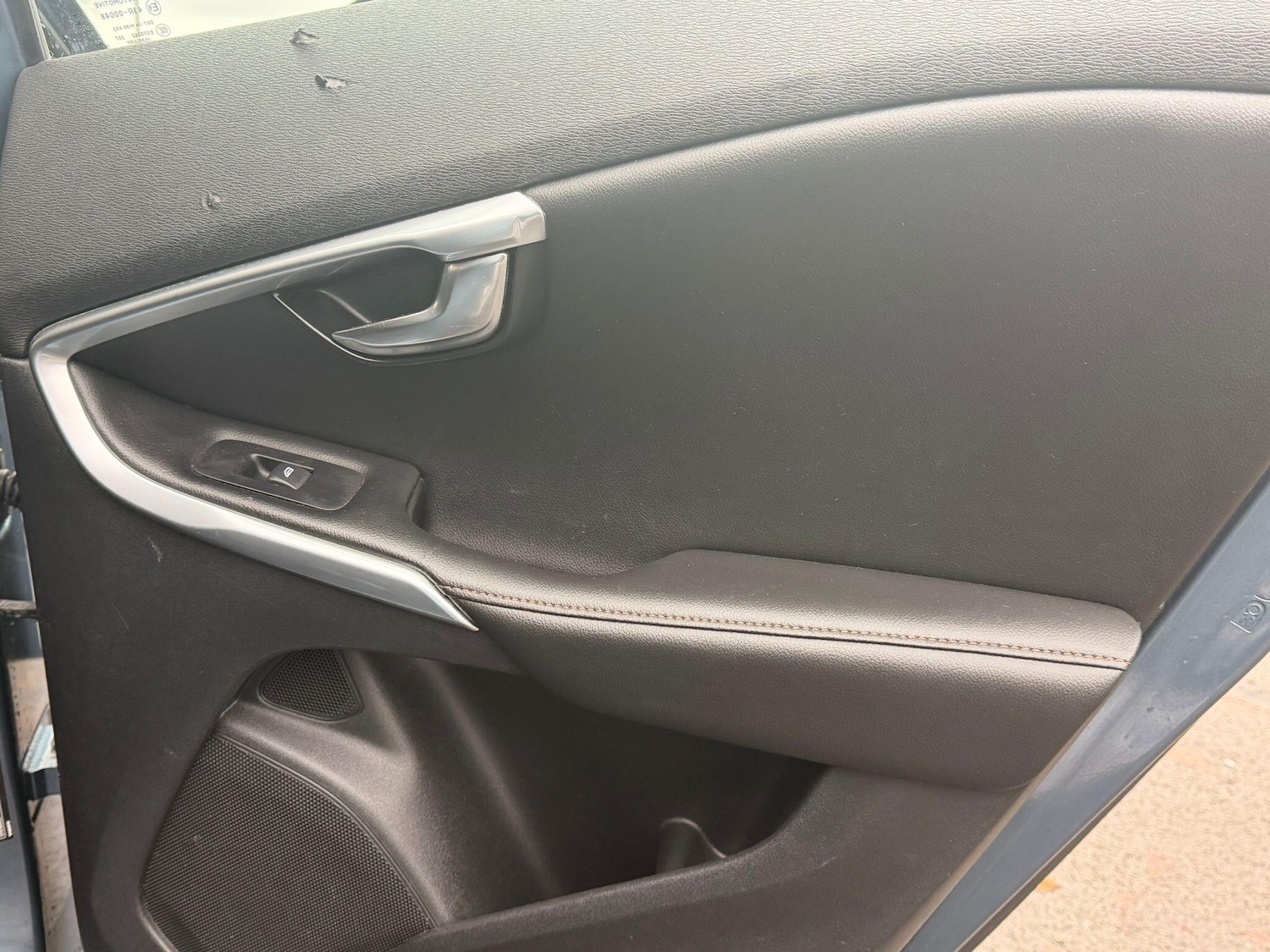 Used Volvo V40 2014 for sale - 76727185: Photo 22