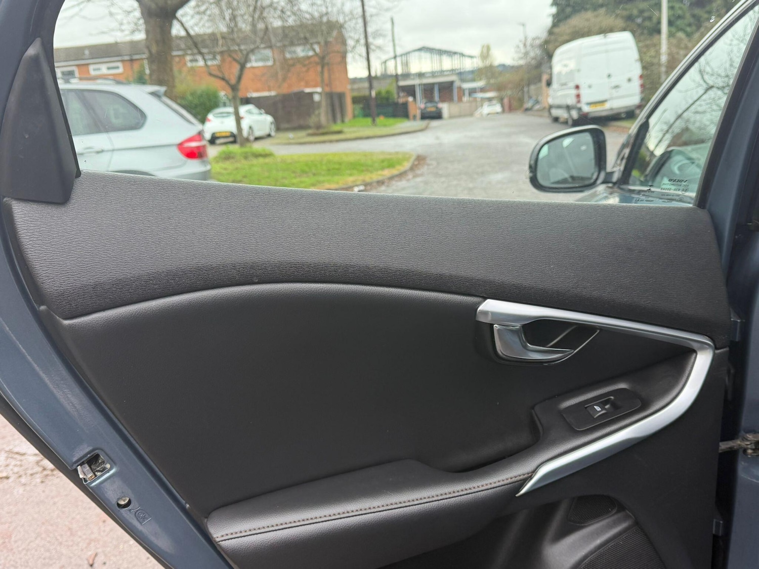 Used Volvo V40 2014 for sale - 76727185: Photo 23