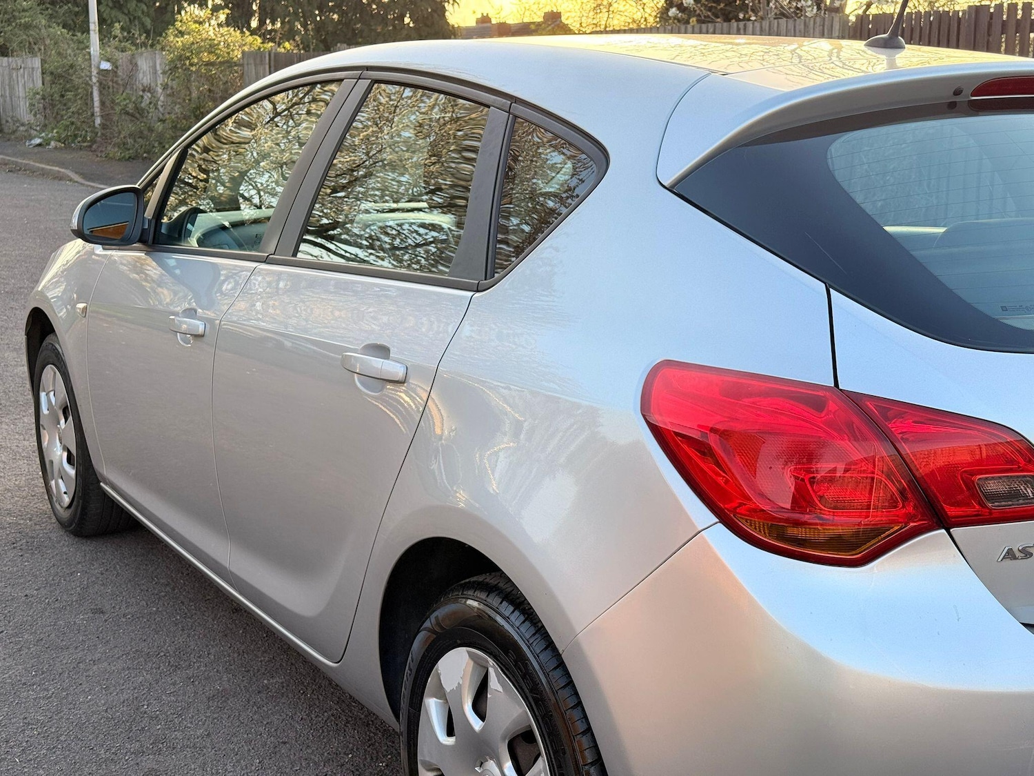 Used Vauxhall Astra 2010 for sale - 78204110: Photo 11