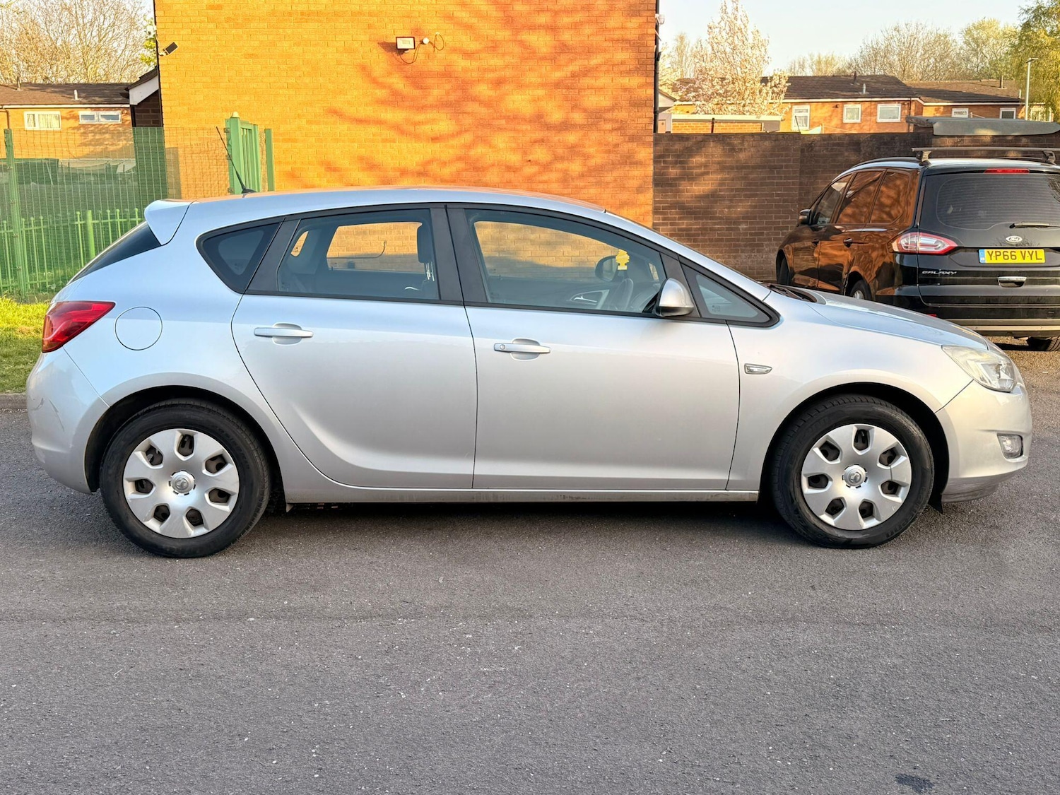 Used Vauxhall Astra 2010 for sale - 78204110: Photo 15