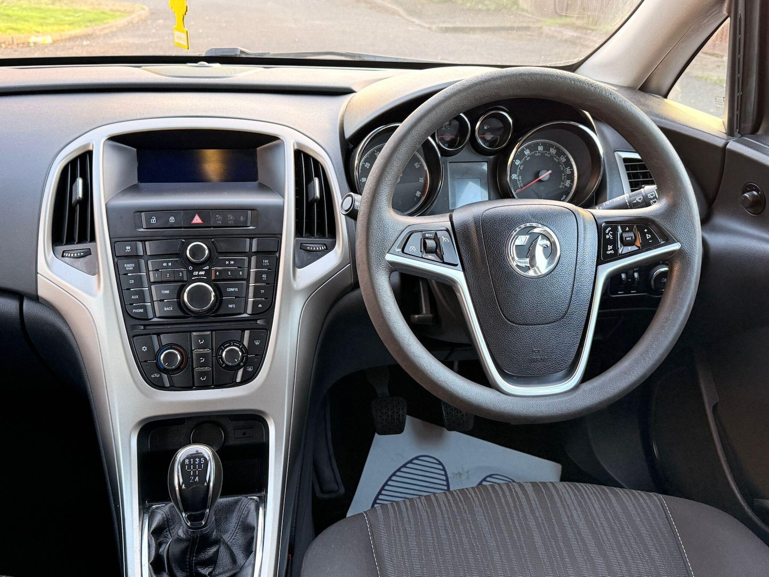 Used Vauxhall Astra 2010 for sale - 78204110: Photo 23