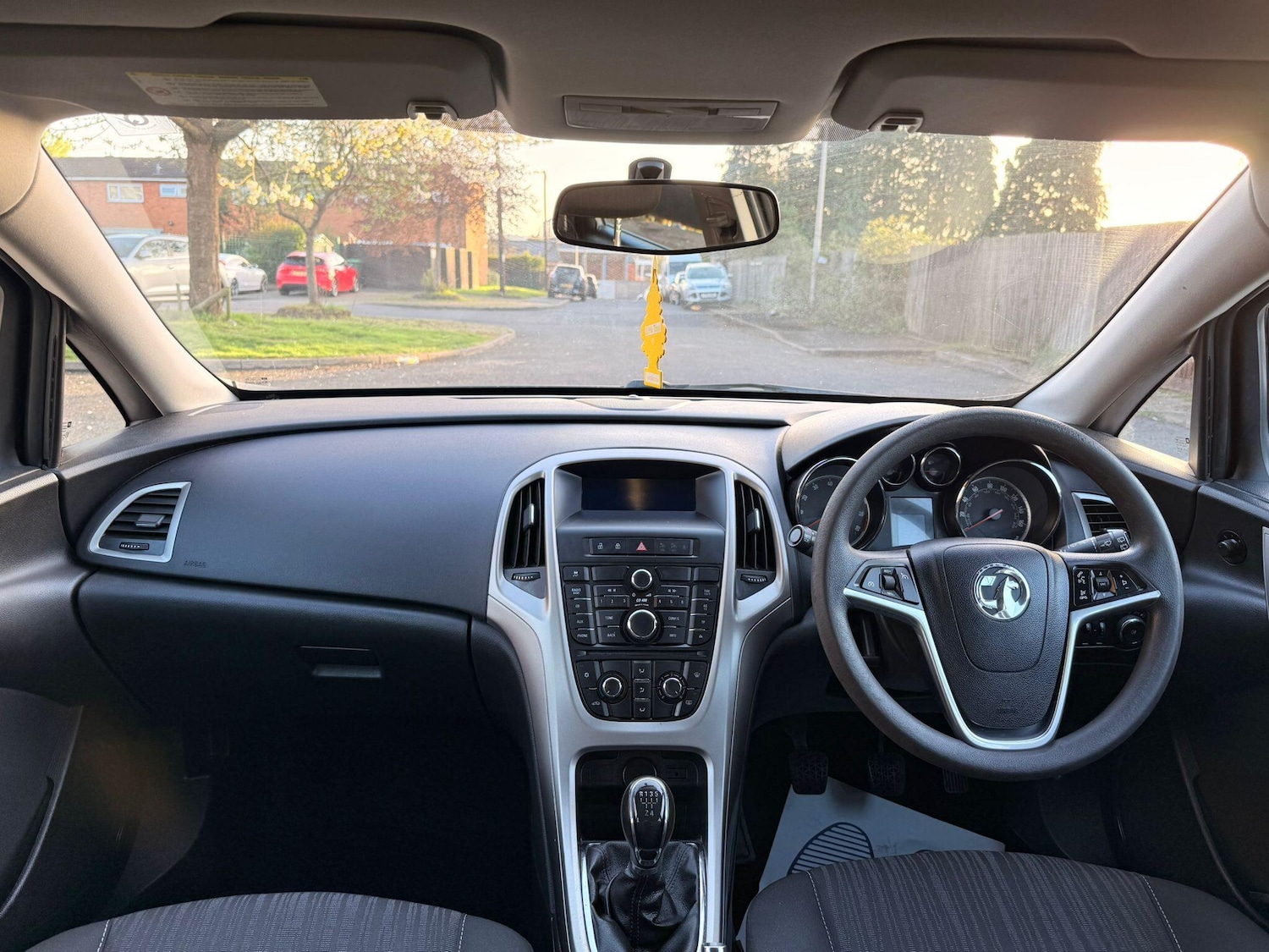 Used Vauxhall Astra 2010 for sale - 78204110: Photo 25