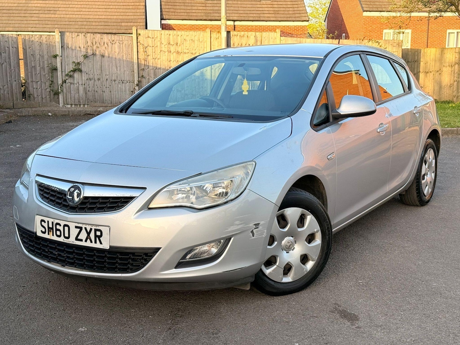 Used Vauxhall Astra 2010 for sale - 78204110: Photo 3